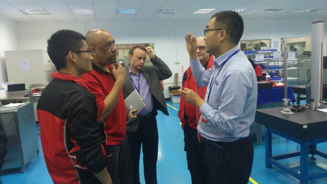 牛津儀器OES直讀光譜儀亞太區(qū)銷(xiāo)售總監(jiān)蒞臨我司指導(dǎo)工作